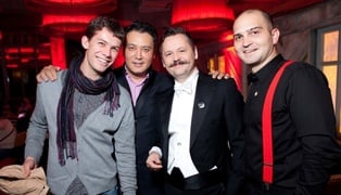 Aleksandr kan, vladimir zhuravlev
